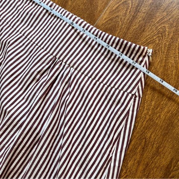 Ann Taylor LOFT Burgundy Stripe Floral Mesh Hem Skirt size 12 - Picture 7 of 8